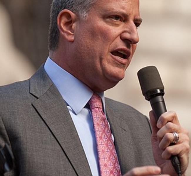After threatening to close churches for good, NYC will give 400K meals to Muslims for Ramadan